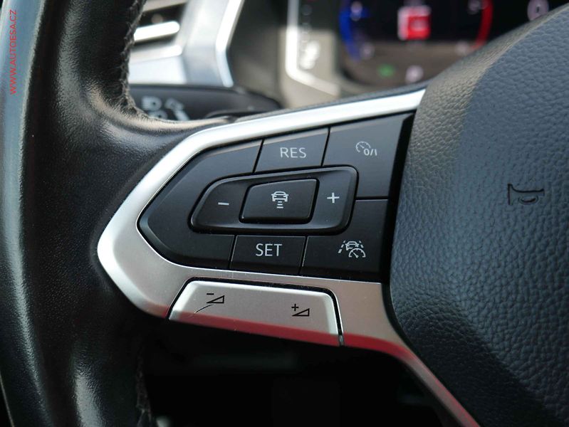 Volkswagen Passat (2020) 2.0TDI, servis.kniha, DSG - fotka 16 z 25