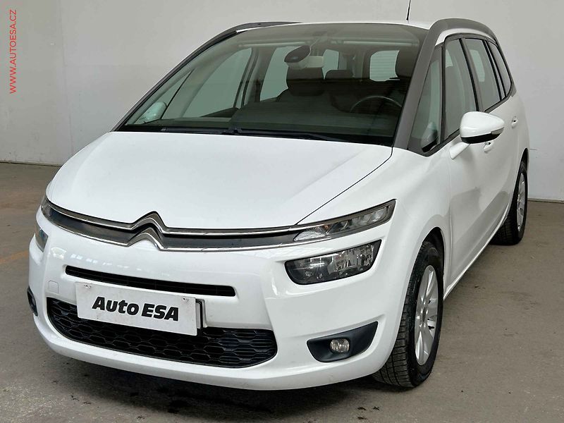 Citroën C4 Picasso (2015) 2.0HDi, 1.maj, Navigace - fotka 3 z 17