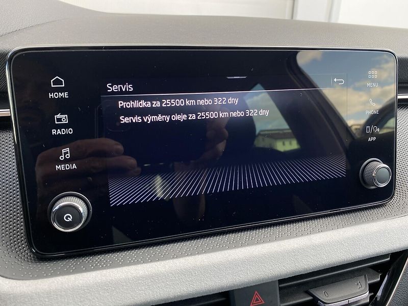 Škoda Scala 1,0 TSI 85 kW Selection - fotka 20 z 26