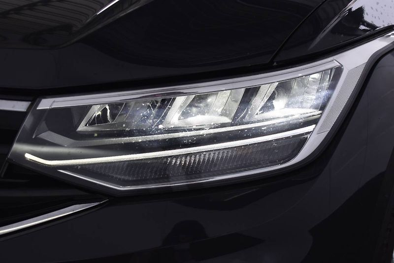 Volkswagen Tiguan (2021) 2.0TDI 147kW 4Motion,Webasto - fotka 24 z 24