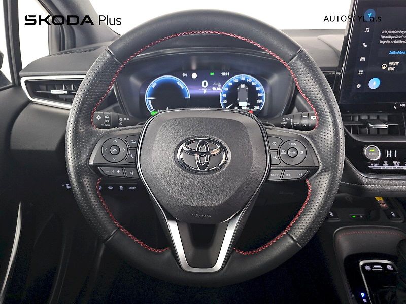 Toyota Corolla (2024) 2.0HEV 197k GR Dynamic - fotka 5 z 28