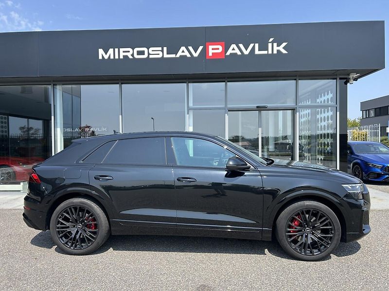 Audi Q8 50 TDI quattro ZÁRUKA - fotka 4 z 35