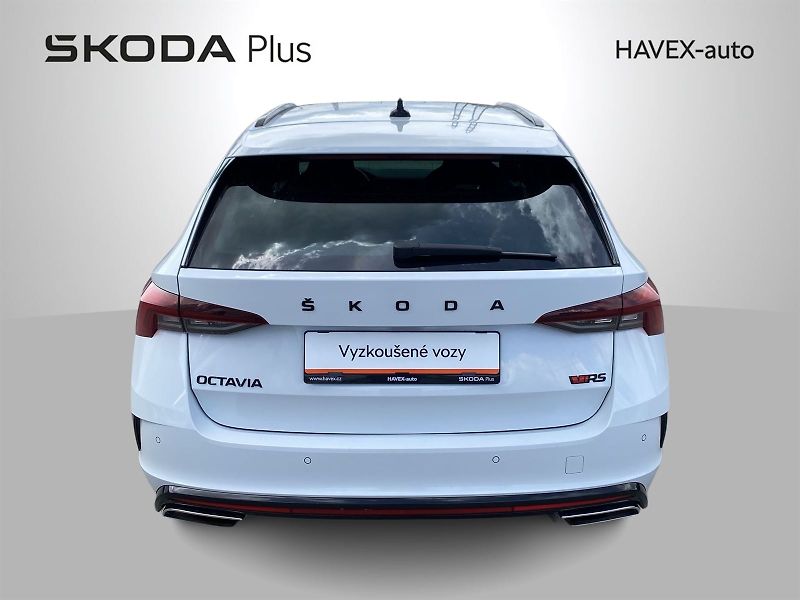 Škoda Octavia (2023) Combi 2.0 TSI RS - fotka 38 z 38