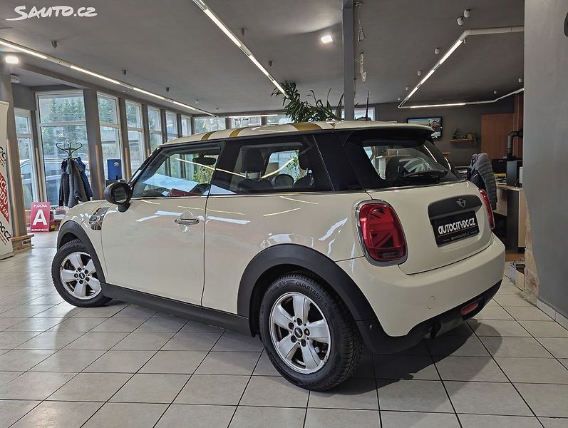 Mini One 1.2 i 75kW VÝHŘEVY, PDC - fotka 7 z 18