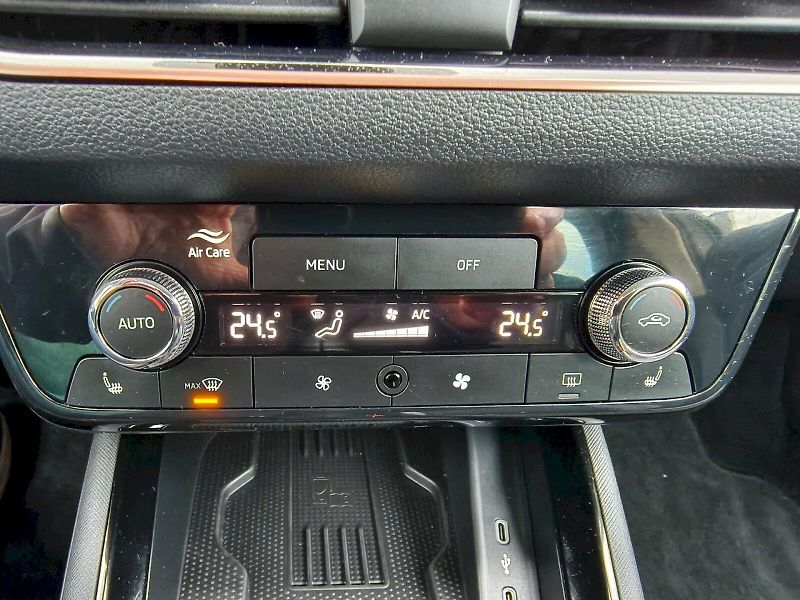 Škoda Kamiq (2024) TOP SELECT TSI 85/1.0 M6F - fotka 16 z 26