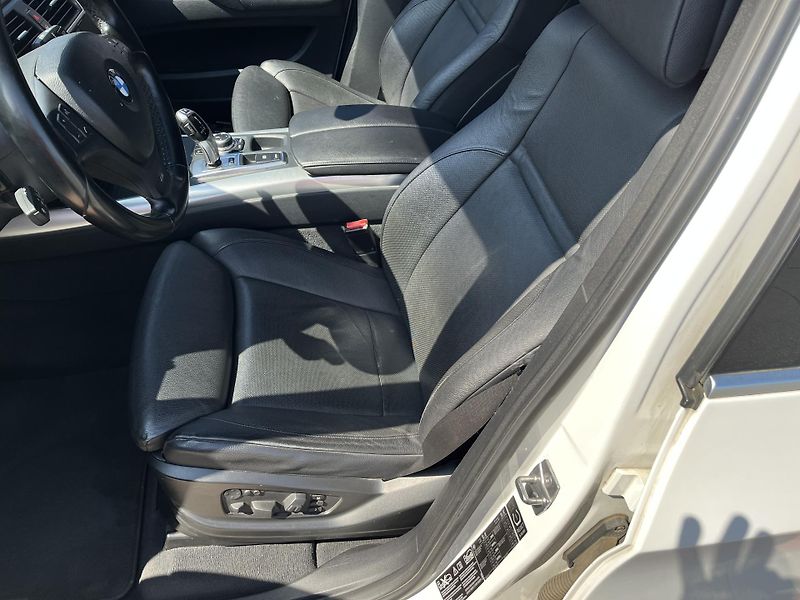 BMW X5 40D XDRIVE M-Packet - fotka 9 z 34