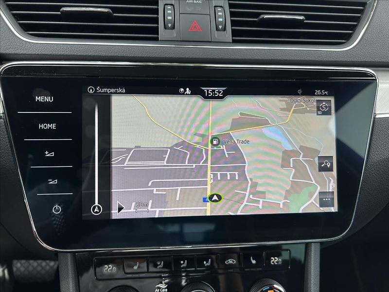 Škoda Superb 2,0 TDi DPH  360° Travel Asist - fotka 20 z 50