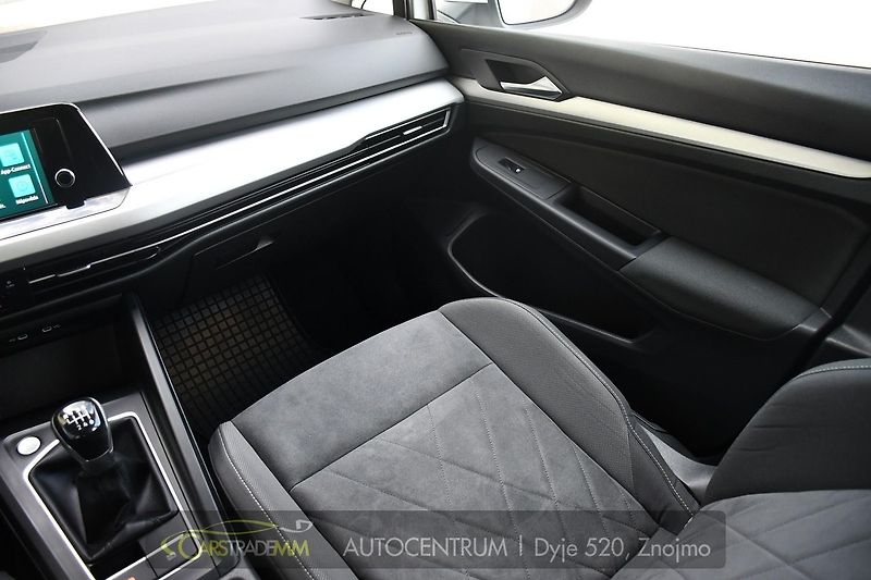 Volkswagen Golf 2.0TDi LED ACC 1M ČR  - fotka 24 z 52