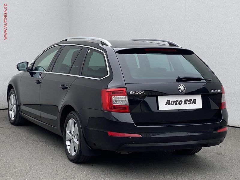 Škoda Octavia (2014) 2.0TDi, ČR, Elegance, bixen - fotka 6 z 18