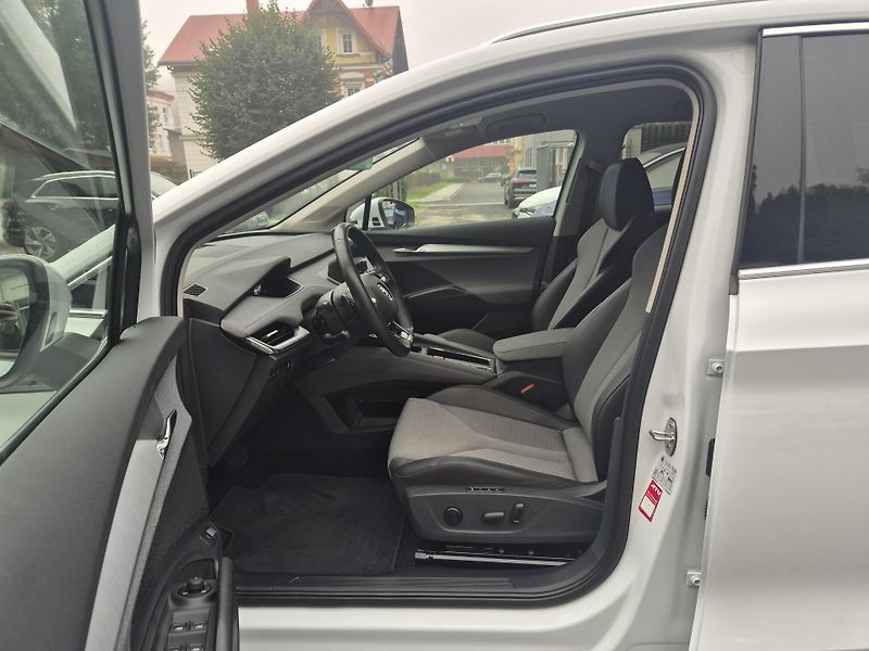 Škoda Enyaq iV 80 LOFT 150kw TZ SOH 96% - fotka 11 z 45