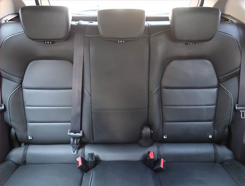 Mitsubishi ASX (2023) 1.3 T MHEV - fotka 10 z 23