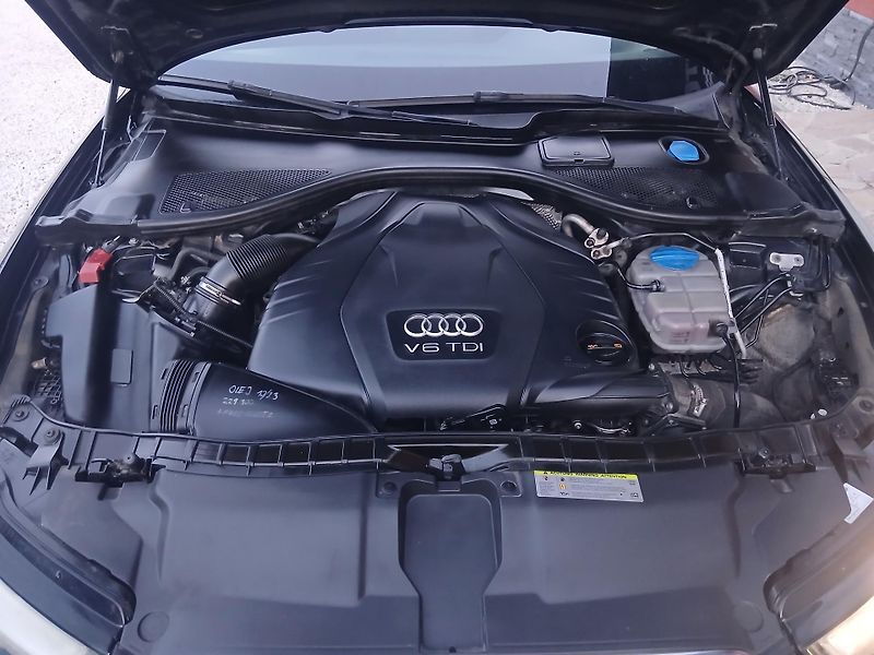 Audi A6 Avant 3.0 TDi - fotka 30 z 37