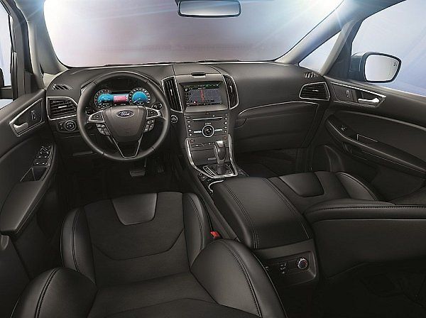 Ford S-Max.