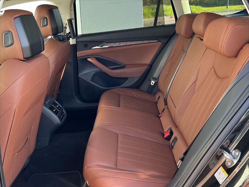 Škoda Superb 2,0 TDi 142kW 7DSG 4x4 L&K  IV - fotka 13 z 35