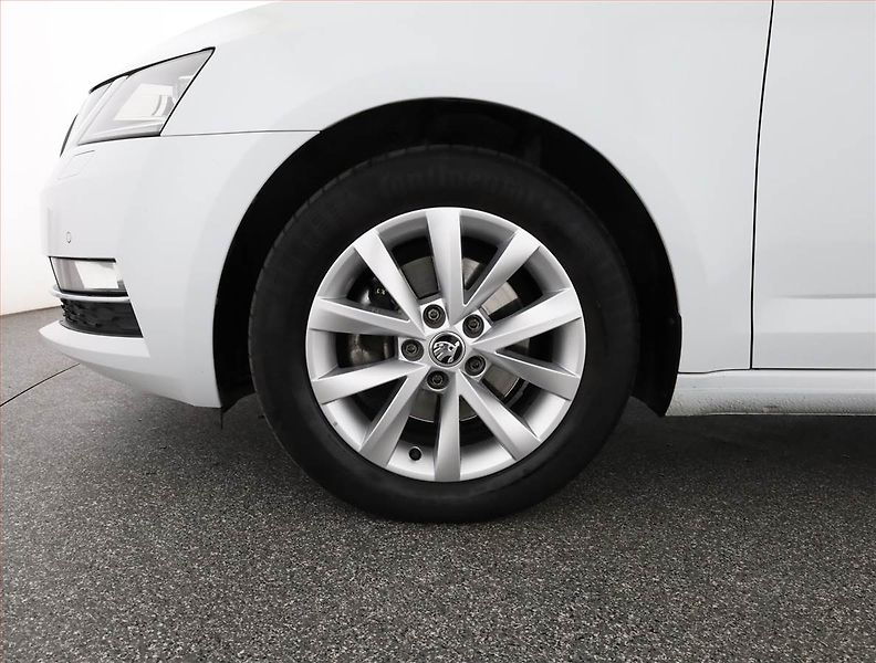 Škoda Octavia (2019) Style 1.5 TSI, Automat - fotka 19 z 19