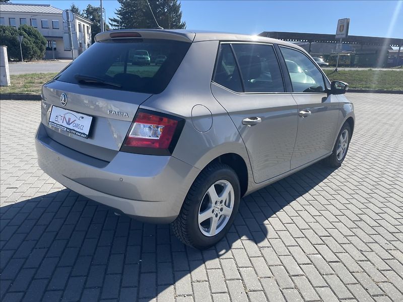 Škoda Fabia 1,2 TSi 66kw Style Klima ESP V - fotka 32 z 34