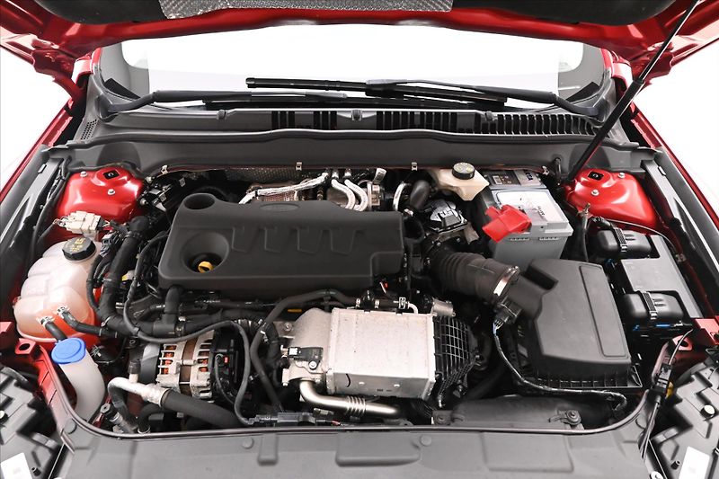 Ford Mondeo 2,0 EcoBlue 110 kW Titanium Zá - fotka 9 z 29
