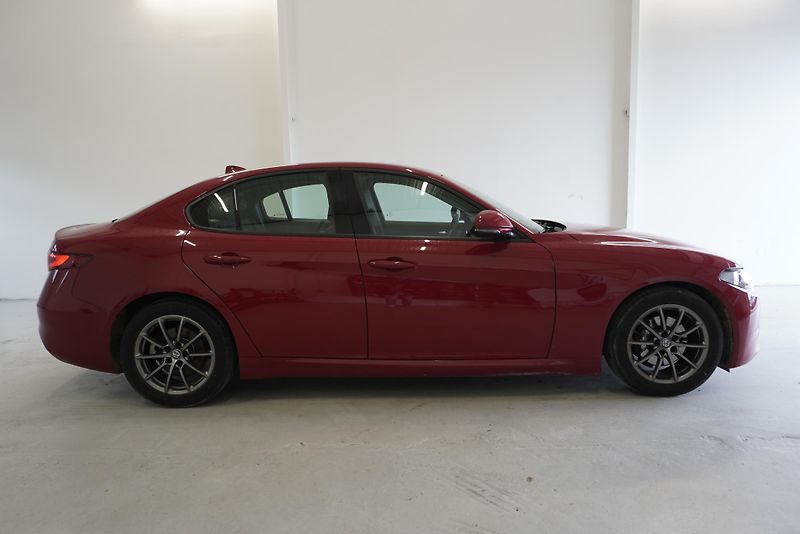 Alfa Romeo Giulia 2.0 TURBO 147kW, 66 000KM !!! - fotka 4 z 26