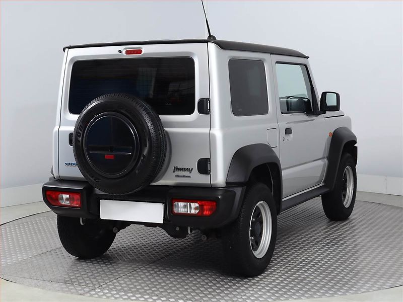 Suzuki Jimny (2022) 1.5 AllGrip - fotka 5 z 13