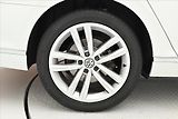 Volkswagen Passat 2,0 TDI 110 kW DSG Elegance Zá - náhled 33
