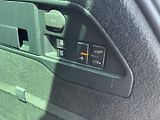 Volkswagen Touareg (2011) 3.0 TDi Bi-Xenon,NAVI, DPH - náhled 17