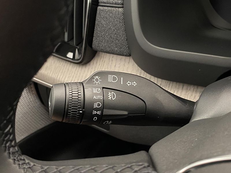 Volvo XC90 (2026) T8 AWD Plug-in BRIGHT ULTRA - fotka 34 z 76