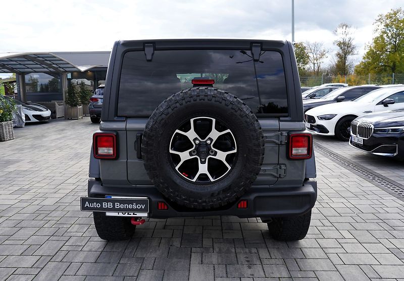 Jeep Wrangler 3.6i V6/Rubicon/4x4/AT - fotka 5 z 53