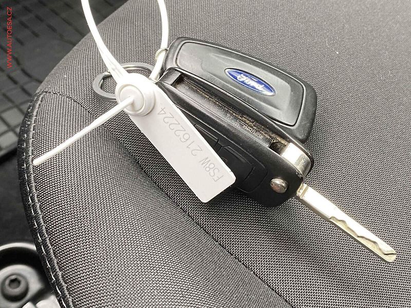 Ford Focus (2020) 1.5TDCi, Navi, park.čidla - fotka 18 z 18