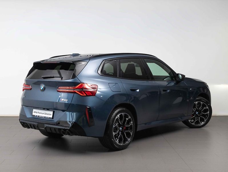 BMW X3 M50 xDrive - fotka 5 z 22