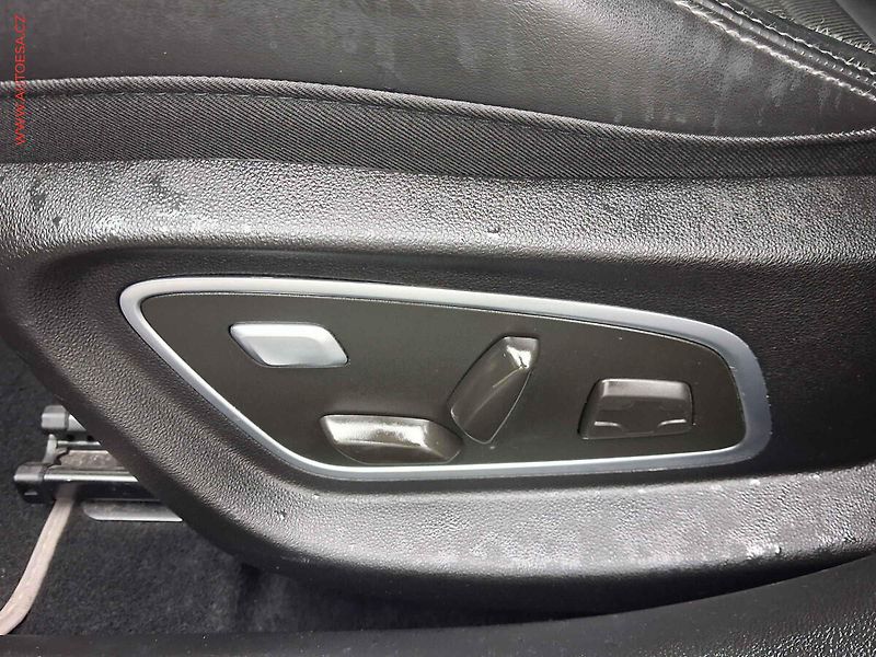 Renault Talisman (2017) 1.6dCi 4Control, Initiale - fotka 14 z 18