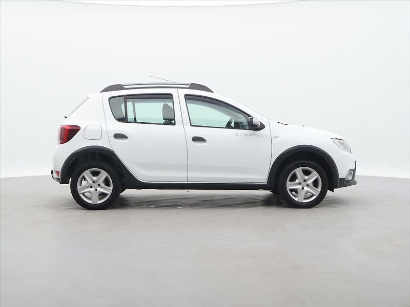 Dacia Sandero 1,0 TCe LPG Stepway Open CZ - fotka 8 z 33