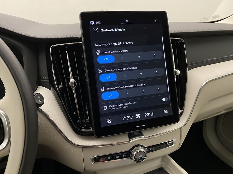 Volvo XC60 T8 AWD RECHARGE DARK ULTRA CZ - fotka 44 z 64