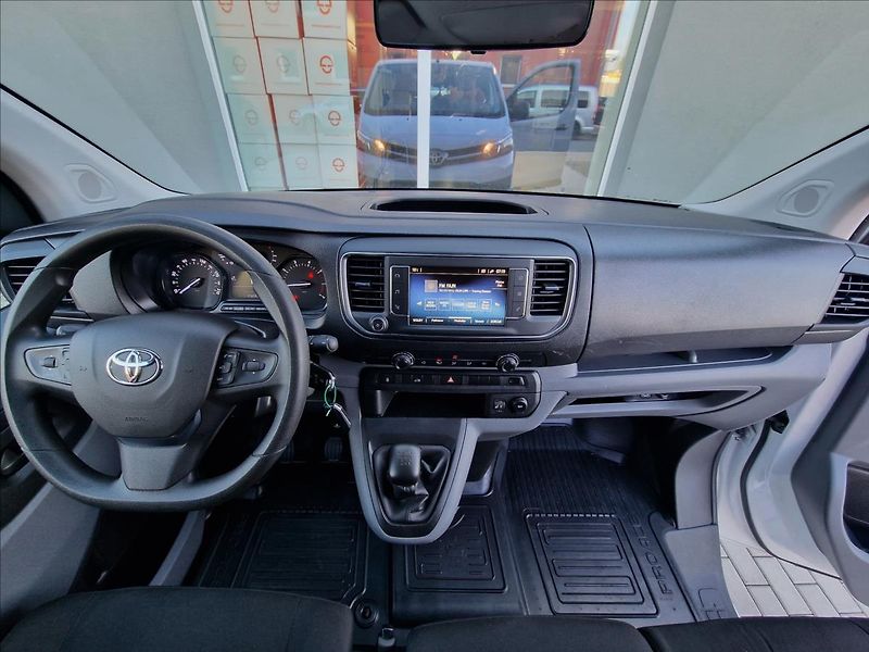 Toyota ProAce 2.0 D-4d 106kW L1, ČR, 1.Maj. - fotka 25 z 46