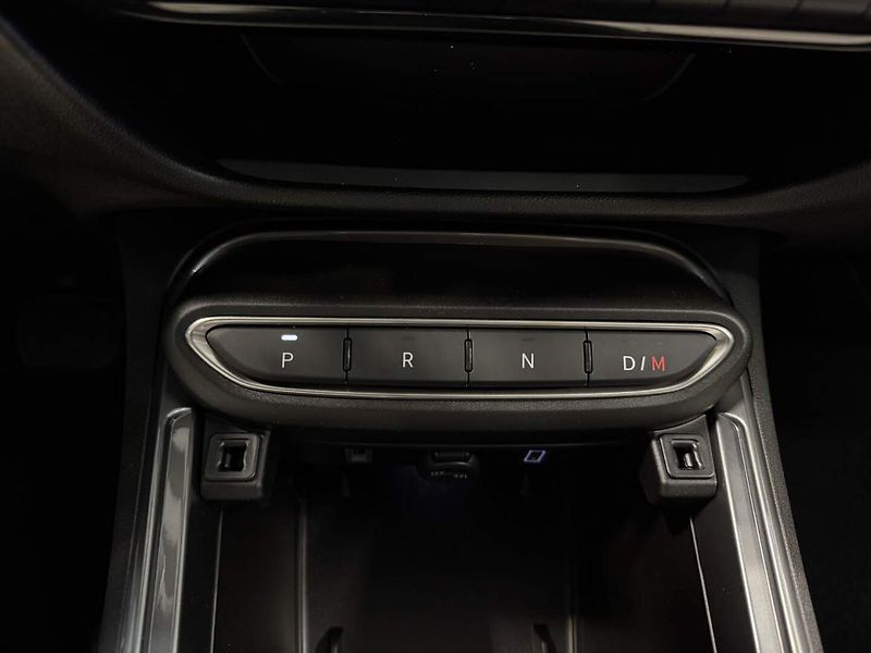Fiat 600 (2025) La Prima 1.2 Turbo Hybrid 145k - fotka 14 z 22