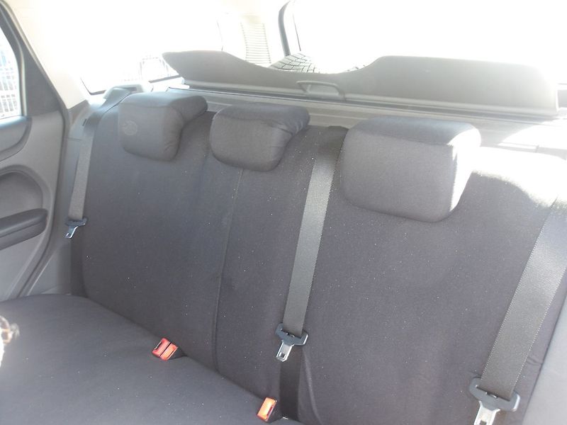 Ford Focus 1,6TDCi KLIMA ! 2xPNEU ! - fotka 18 z 28