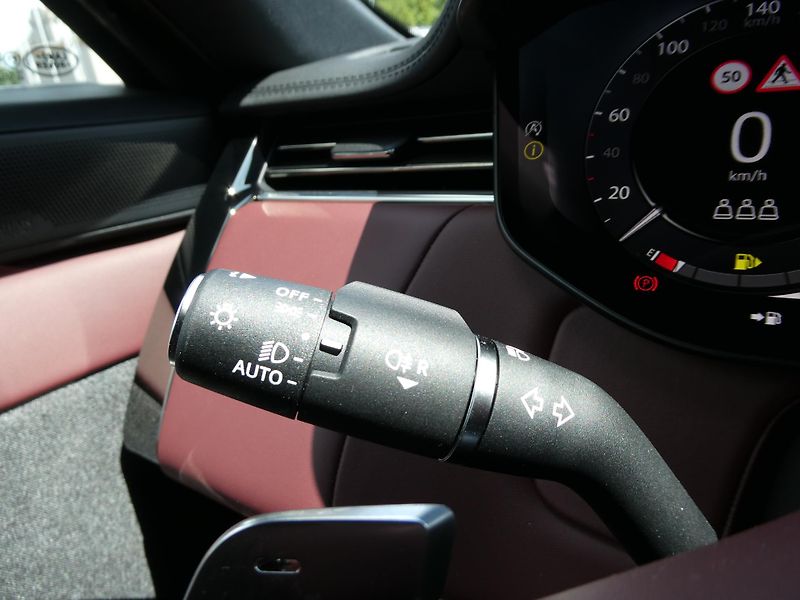 Land Rover Range Rover Sport (2026) Dynamic HSE D300 - fotka 21 z 40