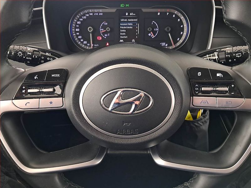Hyundai Tucson (2021) 1.6 T-GDI - fotka 16 z 16