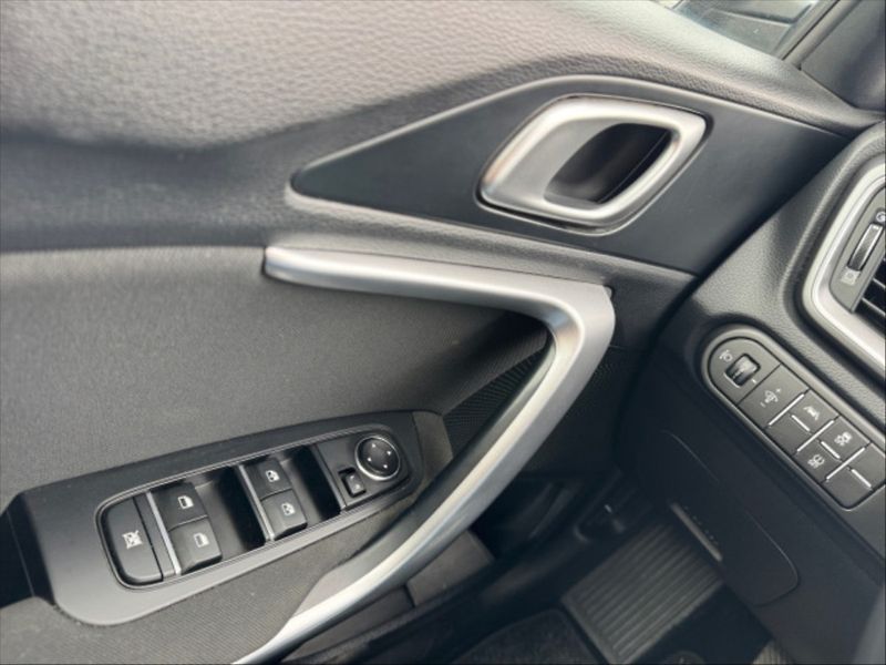 Kia Ceed 1,5 T-GDI 118 Fresh - fotka 10 z 10