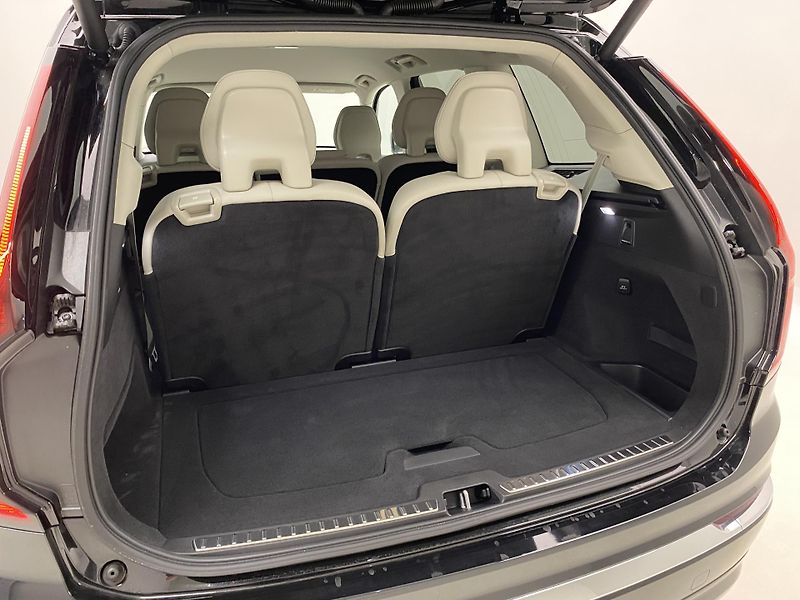 Volvo XC90 (2026) B5 AWD AUT BRIGHT PLUS 7míst - fotka 23 z 72