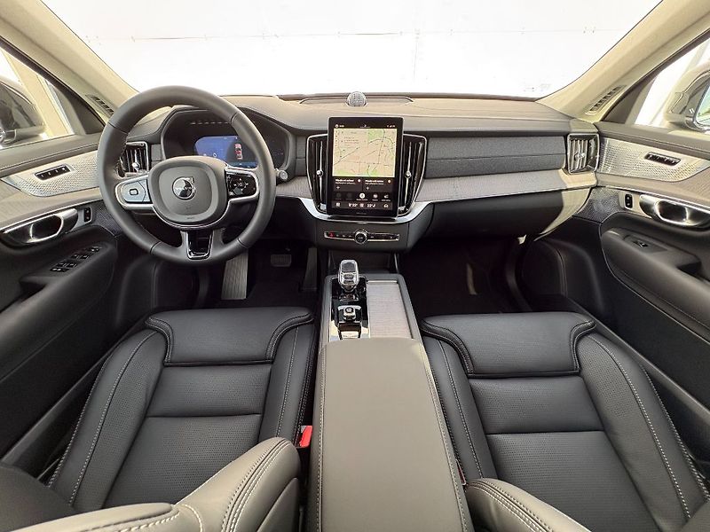Volvo XC90 Ultra Bright T8 AWD 299kW - fotka 10 z 28