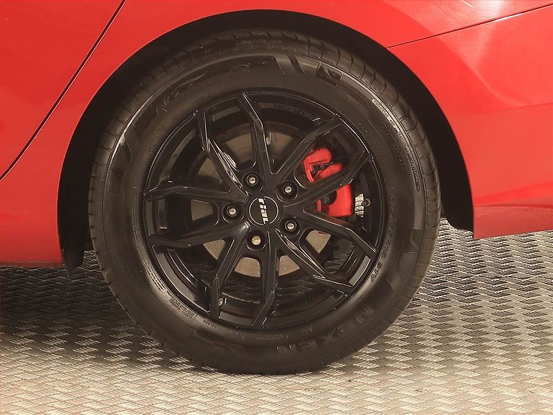 Hyundai i30 (2018) 1.4 CVVT, Serv.kniha, Tempomat - fotka 14 z 18