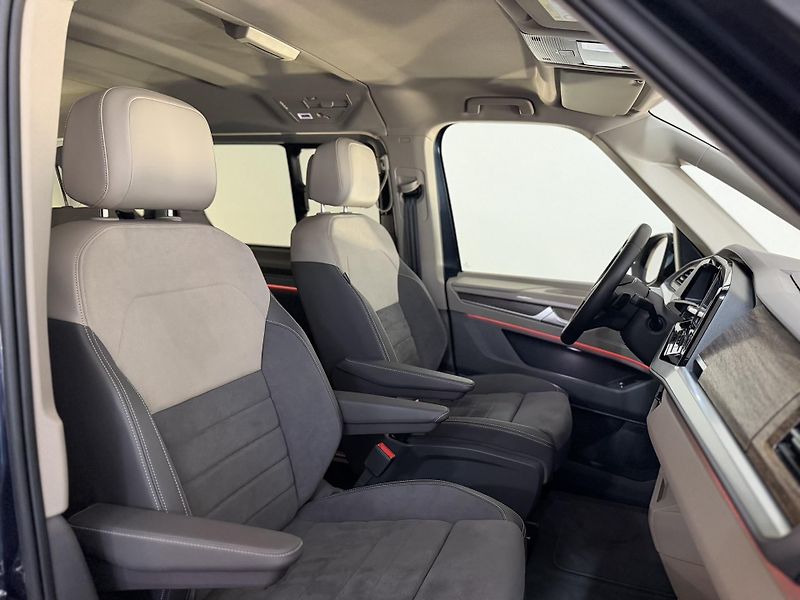 Volkswagen Multivan T7 eHybrid 4Motion Style TOP - fotka 45 z 47