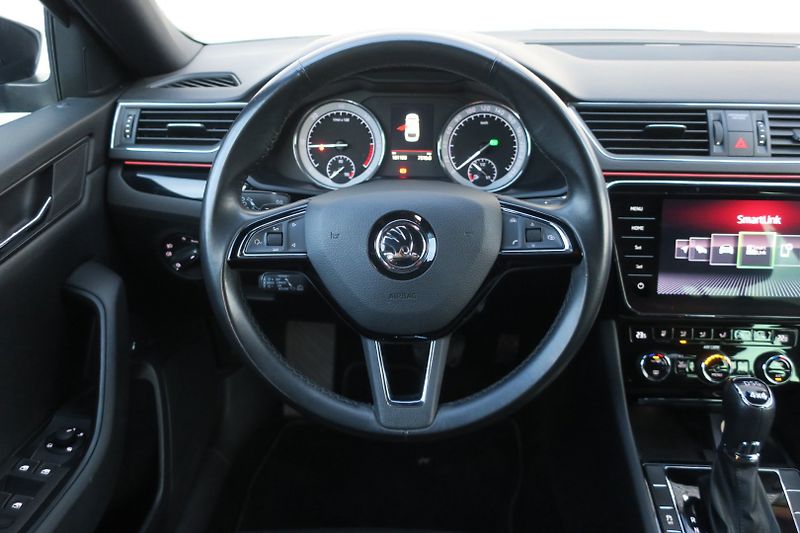Škoda Superb (2017) 2.0 TDI 140kW 4x4 L&K DSG - fotka 15 z 50