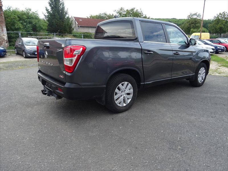 SsangYong Musso 2,2 2.2 e XDi 4x4 DPH - fotka 9 z 31