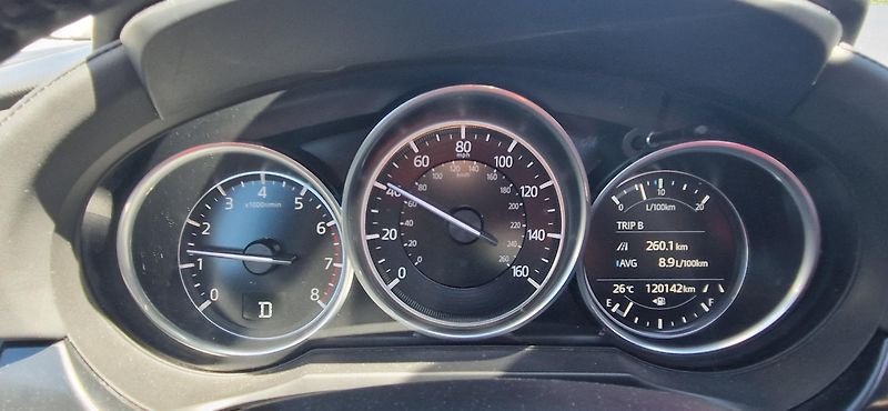 Mazda 6 Carbon Edition 2,5 turbo - fotka 6 z 8