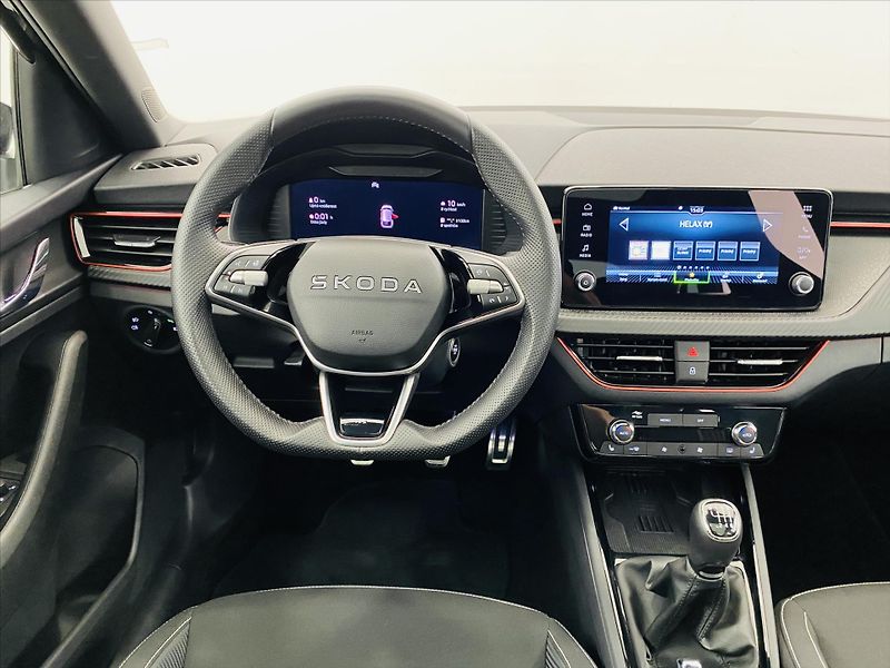 Škoda Scala 1,0 TSI 85kW Monte Carlo - fotka 10 z 28