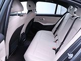 BMW Řada 3 2,0 320d 140kW XDrive Aut. DPH - náhled 13