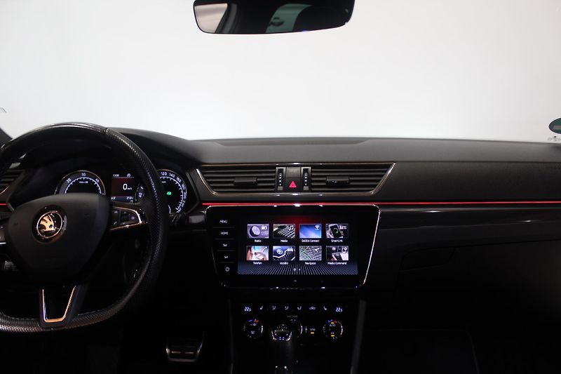 Škoda Superb (2017) 2.0TDI DSG Sport-Line Tažné - fotka 29 z 39
