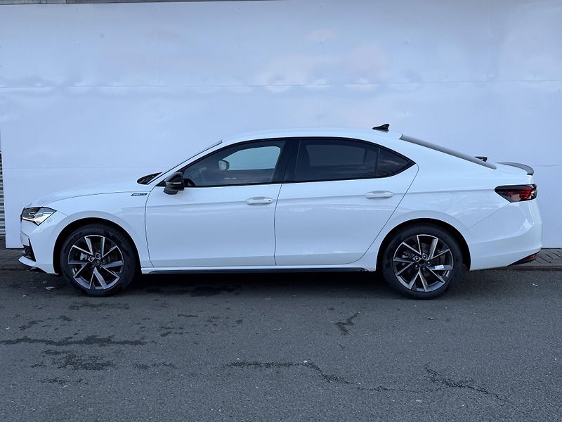 Škoda Superb (2025) Sportline 7DSG 2,0TDI - fotka 2 z 6