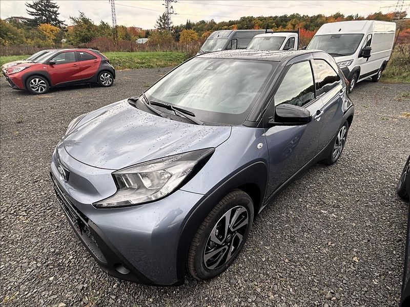 Toyota Aygo 1,0   X Style CVT - fotka 3 z 7